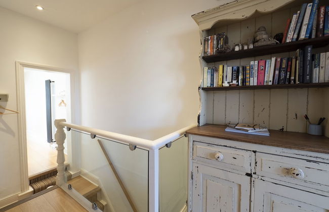 Sail Away - 2-Bed Apartment by the Beach - Foto 12