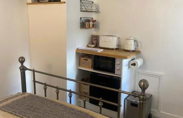 Studio 114 - Photo 11