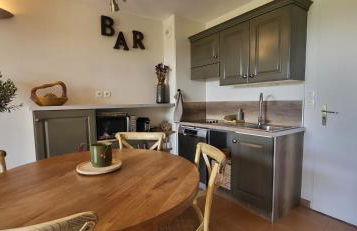 Côté Golf, bel appartement RDC avec terrasses dans Golf, piscine, tennis, à 5mn de l'Isle sur la Sorgue - Foto 42