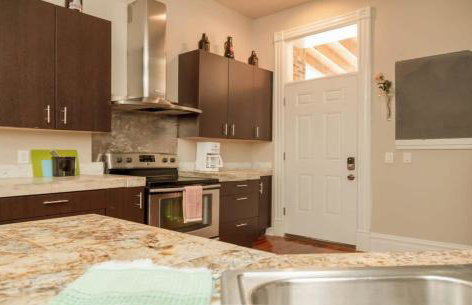 Charming Cozy & Convenient STL Gem ABODEbucks - Foto 11