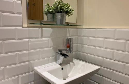 Market Place Serviced Apartments, Leek - Photo 18