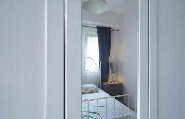 Olive Village - Photo 17