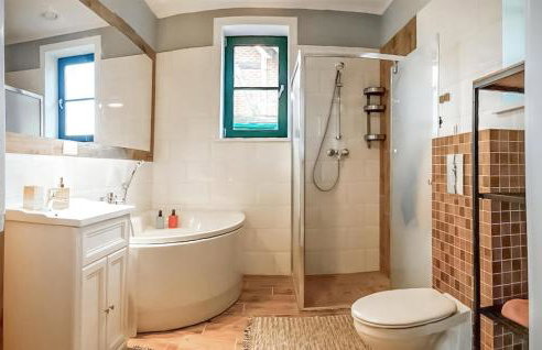 Lovely Home In Gizycko With Wifi - Foto 40