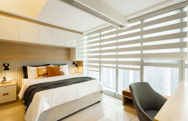 Uptown Parksuites BGC - Photo 1