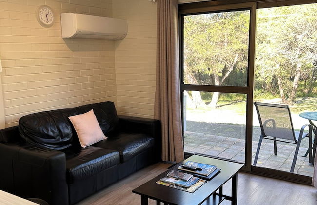 Emu Beach Chalets - Photo 32