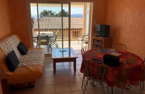 PORTICCIO, AGOSTA PLAGE vue mer pour 6 p, 2 ch, PROMO 7 nuits - Foto 17