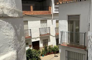 Heart of the Pueblo, Tolox, Sierra de las Nieves - Foto 15