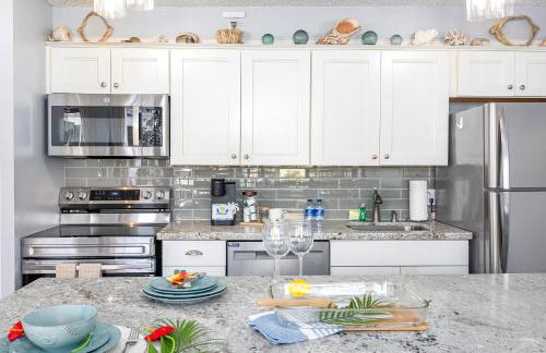 7FL Remodeled, Close to Beach & Dining with Free Parking - Photo 10