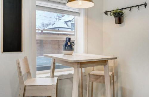 Baby Blue Cottage Downtown Hot Tub BBQ Fire Pit - Foto 11