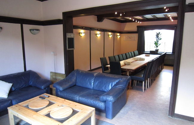 Large Group House with Welness Equipment & Swimming Pool near Malmédy - Foto 13