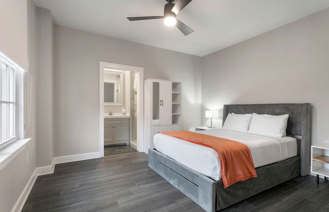 Bywater Suite Hotel - Photo 43