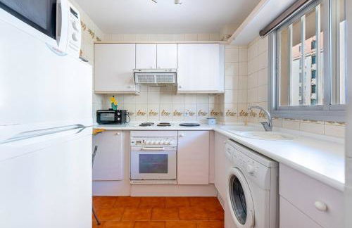 Spacious apartment with Pool, 3 min from the BEACH - Photo 11