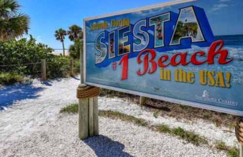 Relaxing Pool Side - Near Fairgrounds - Foto 46