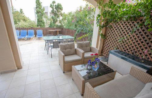 Maleme Kefi - Photo 57