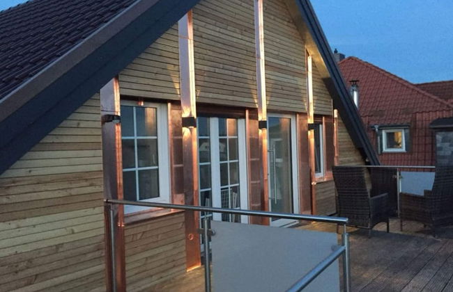 Holiday Apartment Near Beach - Photo 1