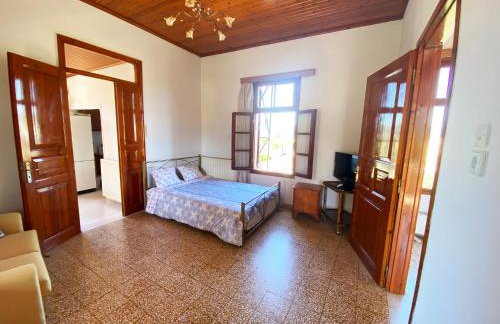 Dusk Apartments with Stunning Mountain View - Foto 12