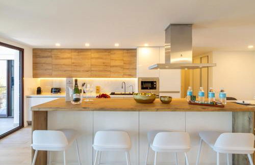 MARBELLA BANUS SUITES - Harbour Seafront Apartment - Foto 63