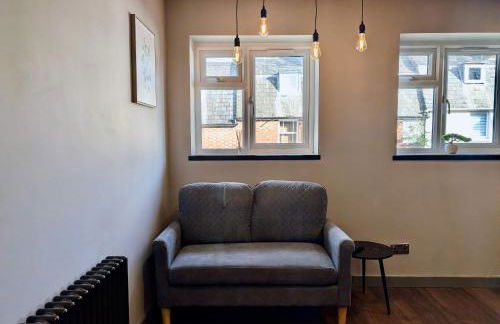 Charming Flat With Free Parking in Prime Location - Foto 6