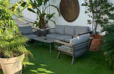 Ático Suite con terraza totalmente privada en pleno centro histórico de Sevilla - Foto 3