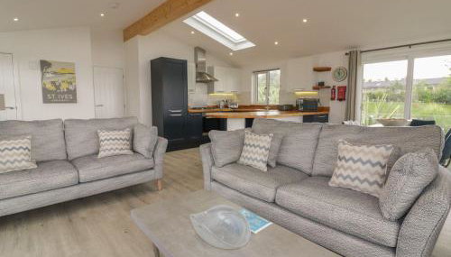 7 Faraway Fields - Photo 3