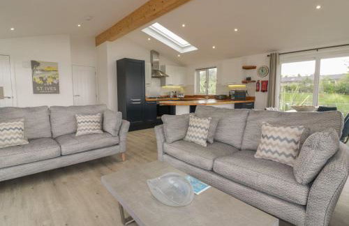 7 Faraway Fields - Photo 3