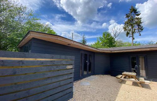 Hunters Hideaway Lodge - Private Hot Tub - Infrared Sauna - Dog Friendly - Foto 1