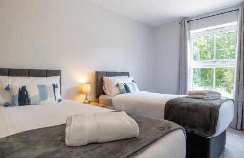 Field View- Amazing 5 bed, Great for contractors and families - Foto 23