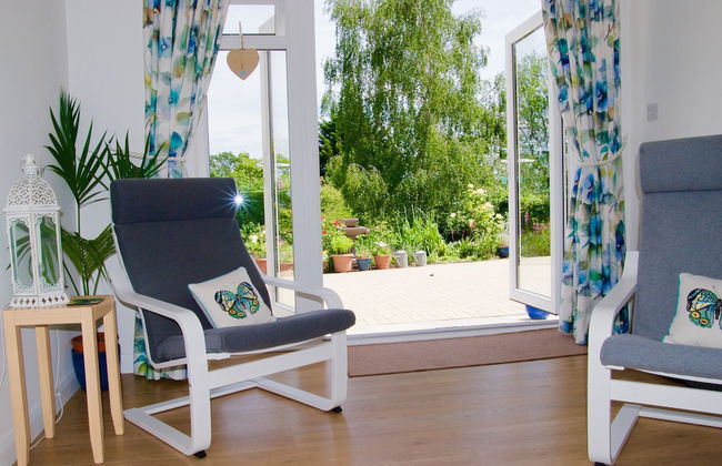 Malvern Holiday Garden Flat - Photo 8