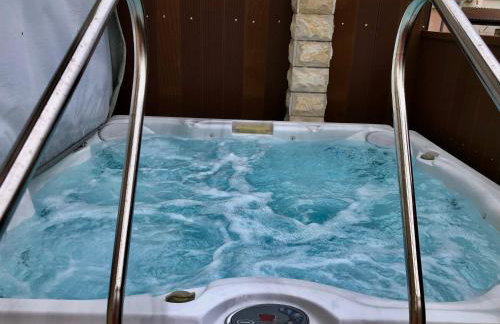 Apartments Pine & Oak with shared seasonal hot tub - Photo 10