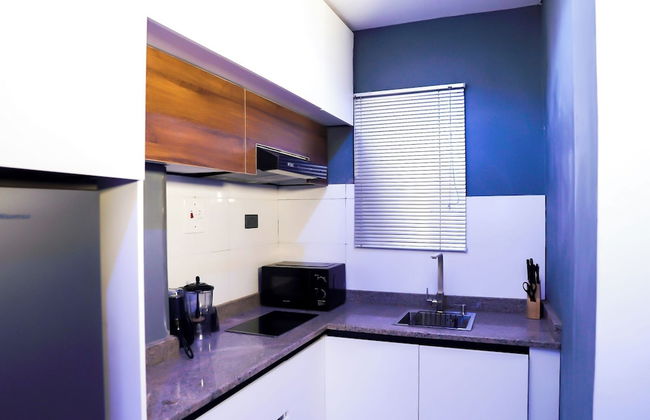 Heroes Luxury Apartments and Suites - Foto 11