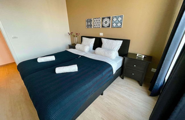 Modern 2BR 1.5 BA Near Diamond District by Oneluxstay - Foto 21