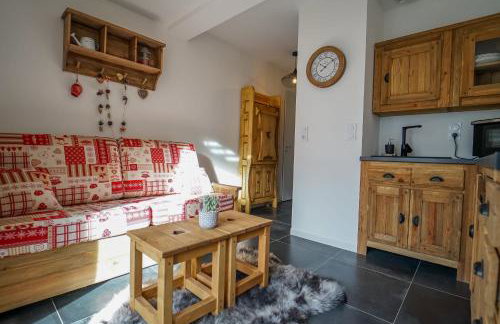 Le Petit Chalet - Cosy studio in Lathuile for 2 people - Foto 1