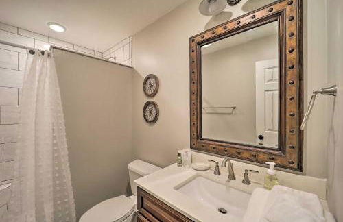 10 Mi to Sugar Mountain! Cabin with Lake Access - Foto 27