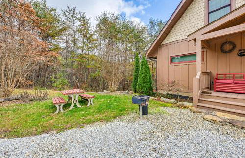 Cozy Couples Getaway with Hot Tub Fox Ridge Cabin - Foto 32