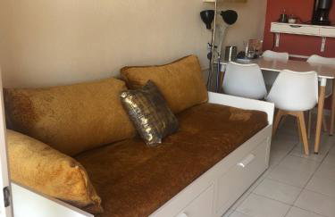 Appartement à Cap Estérel Agay- Village Pierre et Vacances Quartier Belvédère Piscines et parking inclus - Foto 3