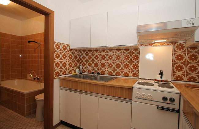 Beautiful Apartment With Sauna - Photo 6
