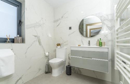 Villa with private Pool and Garden - Foto 8