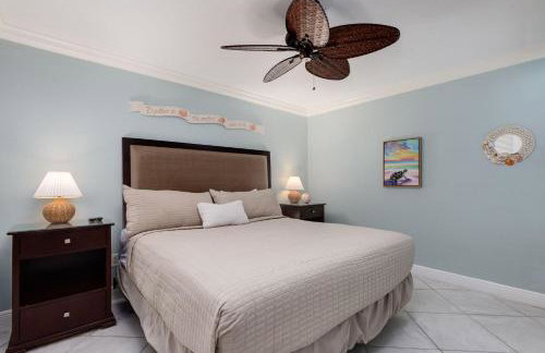 Beach Villa 2011 - Captiva One Bedroom Deluxe Beachfront Residence - Photo 12