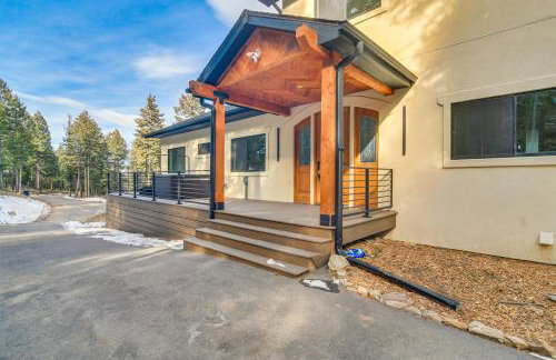 Great for Gatherings! Evergreen Getaway with Hot Tub - Foto 39