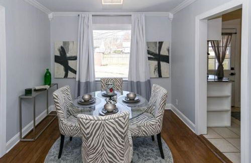 Peaceful home in downtown Huntsville with nice back patio! - Foto 12