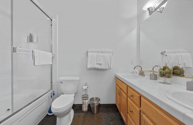 Moosetrack by Avantstay Cozy Cabin In The Of Tahoe Donner w/ Hot Tub - Foto 24