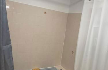 Logement familial 3 chambres 2 wc 2 sdb Futuroscope Arena Aquascope Palais des Congrès - Foto 22