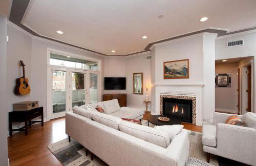 Mears House Unit 1A - Photo 1