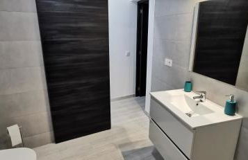 Situación inmejorable. Céntrico y tranquilo - Foto 12