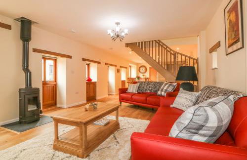 Swifts Barn - Photo 3