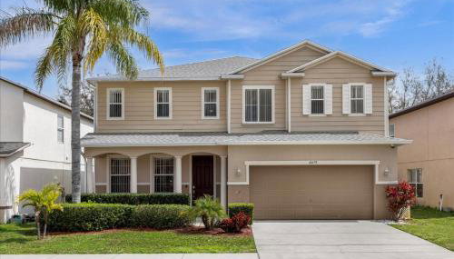 Bluelakeview Luxury Villa with Private Pool & Spa plus Lake Views, BBQ, Games Room - Foto 4