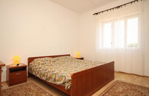 Family friendly seaside apartments Ugljan - 828 - Foto 14