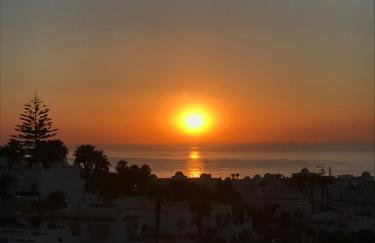 1st floor Penthouse sea and mountain view 5 min stroll to beach - Foto 5