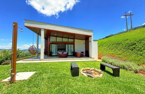 Chalé Jacarandá - Vale do Baú by HospedaHost - Foto 1