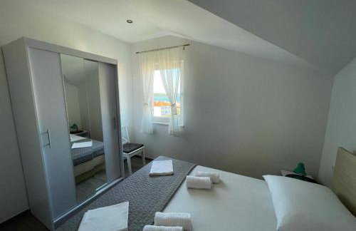 Apartments Kostelic - Photo 37